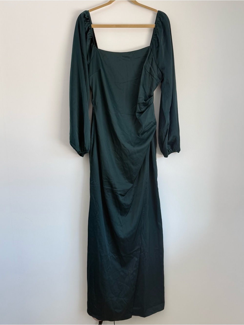 NWT Lulus Eternal Heart Emerald Green Satin Long Sleeve Maxi Dress Size XL - Picture 5 of 8